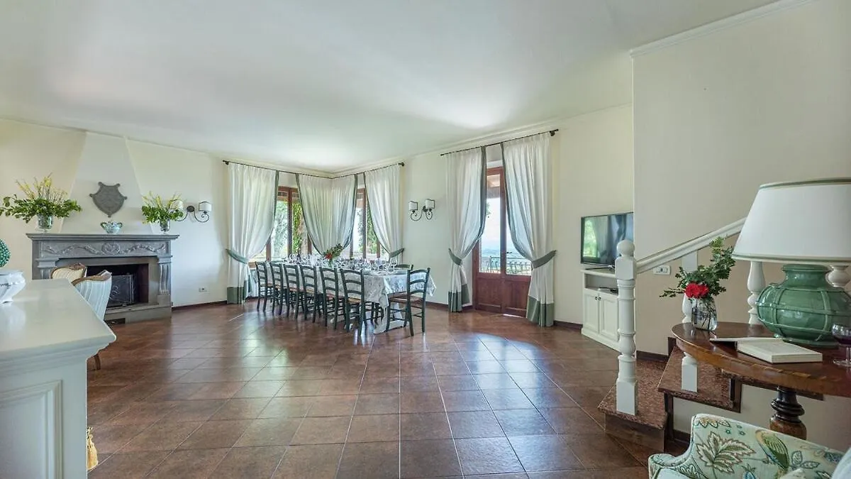 Luxury Villa W Panoramic Views & Private Pool Vagliagli 0*,